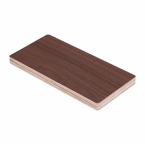 Osisi 18mm{1} na-emetụta Melamine Plywood